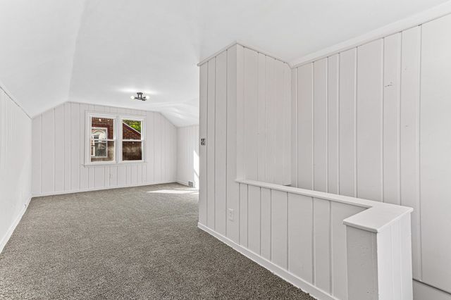 19711 Mansfield Street, Detroit, MI 48235