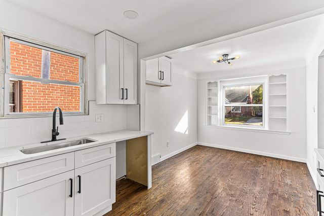 19711 Mansfield Street, Detroit, MI 48235