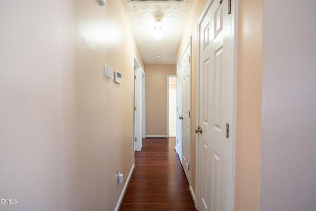 1476 Aultroy Drive, Fayetteville, NC 28306