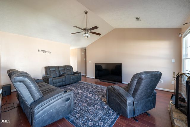 1476 Aultroy Drive, Fayetteville, NC 28306