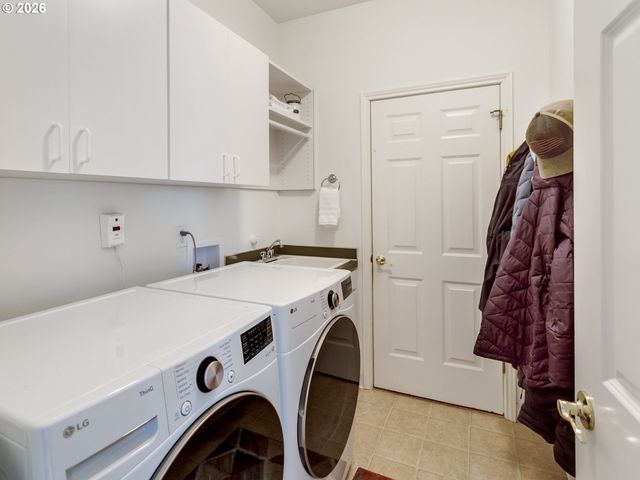 2130 ALPINE Dr, West Linn, OR 97068