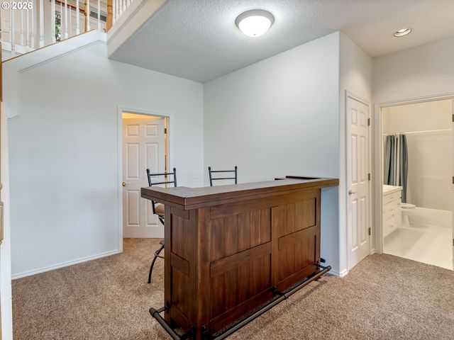 2130 ALPINE Dr, West Linn, OR 97068