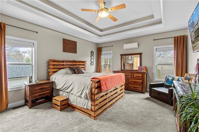 8119 NW Venita Street, Weatherby Lake, MO 64152