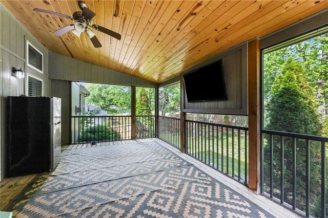 8119 NW Venita Street, Weatherby Lake, MO 64152