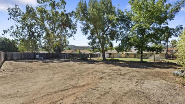 23546 Oriente Way, Ramona, CA 92065