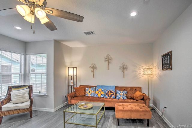428 BURCHAM AVE, San Antonio, TX 78221