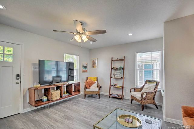 428 BURCHAM AVE, San Antonio, TX 78221