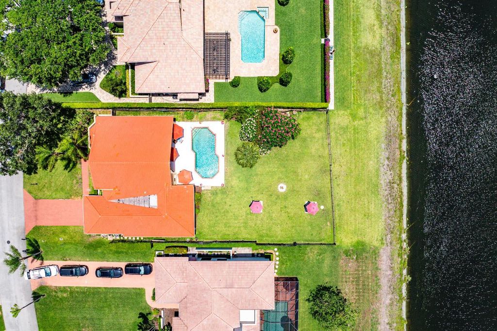 Image 28 of property listing at 5986 Vista Linda Lane, Boca Raton, FL 33433