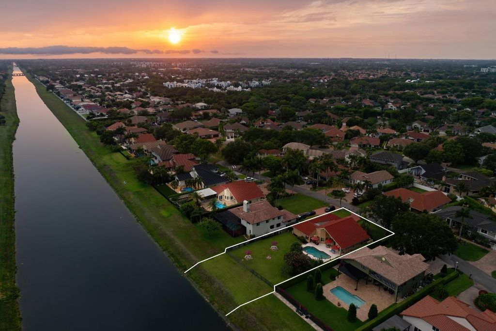 Image 30 of property listing at 5986 Vista Linda Lane, Boca Raton, FL 33433