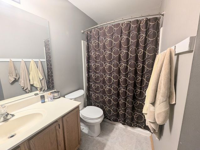 2502 Oak Tree Lane, Plainfield, IL 60586