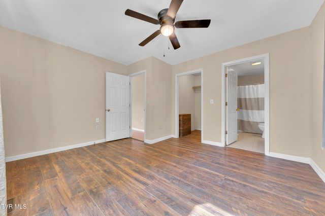 123 Hallborough Drive, Jonesborough, TN 37659