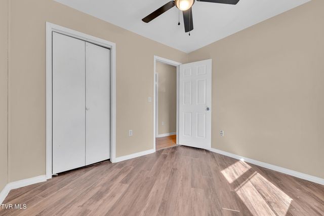 123 Hallborough Drive, Jonesborough, TN 37659