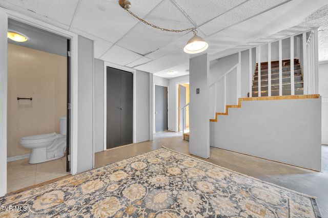 123 Hallborough Drive, Jonesborough, TN 37659