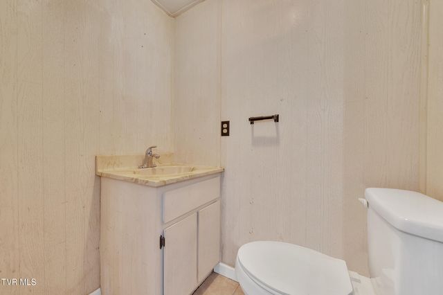 123 Hallborough Drive, Jonesborough, TN 37659