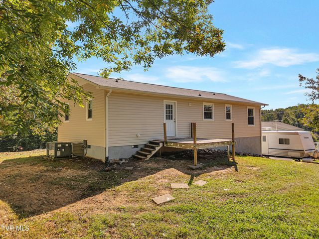 123 Hallborough Drive, Jonesborough, TN 37659