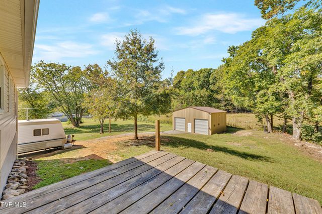 123 Hallborough Drive, Jonesborough, TN 37659