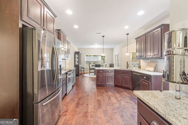 120 Bexton Road, Moreland, GA 30259