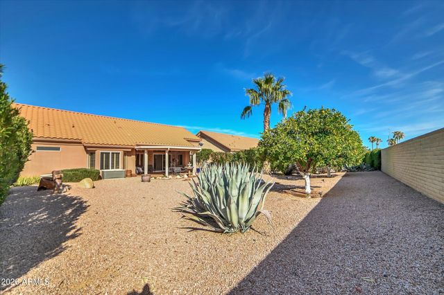 14213 W PARADA Drive, Sun City West, AZ 85375
