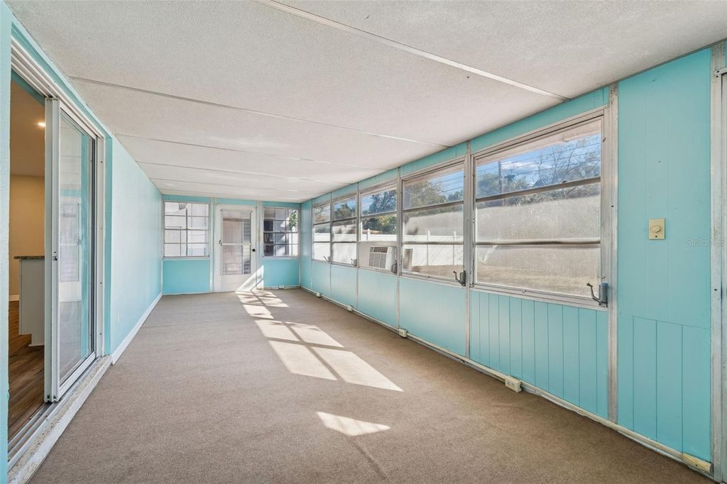 Image 23 of property listing at 255 WERTZ DRIVE, Largo, FL 33771