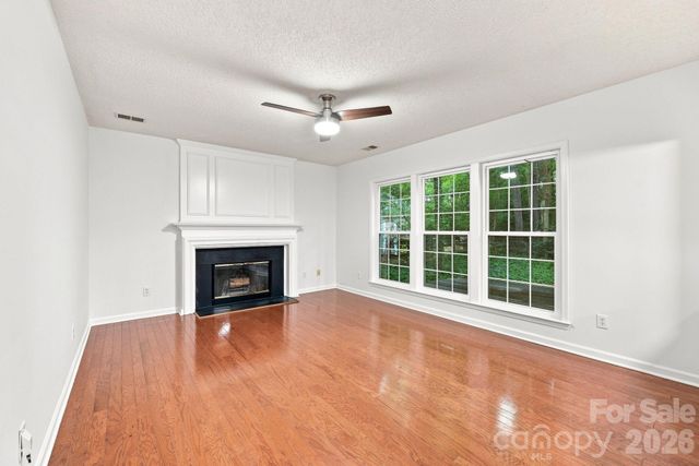 6004 Elm Cove Lane, Charlotte, NC 28269