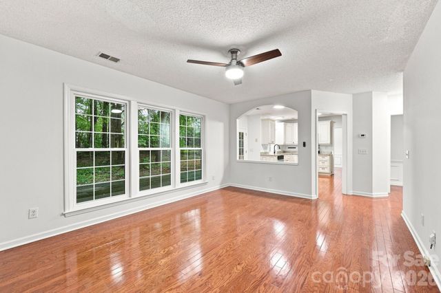 6004 Elm Cove Lane, Charlotte, NC 28269