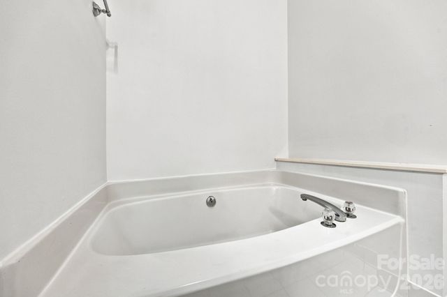 6004 Elm Cove Lane, Charlotte, NC 28269