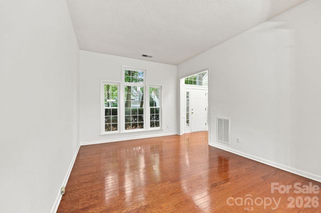 6004 Elm Cove Lane, Charlotte, NC 28269