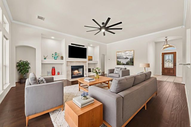 2201 Improver RD, Spicewood, TX 78669