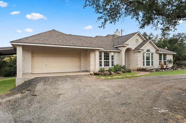 2201 Improver RD, Spicewood, TX 78669