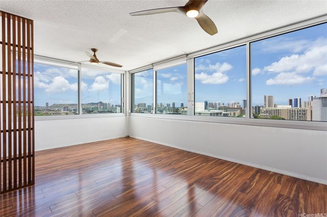 1545 Nehoa Street 1001, Honolulu, HI 96822