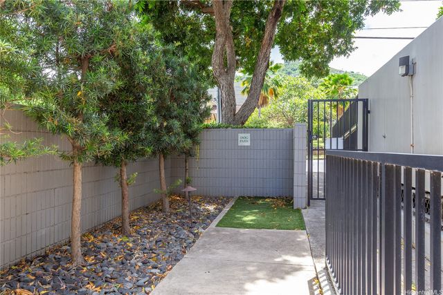 1545 Nehoa Street 1001, Honolulu, HI 96822