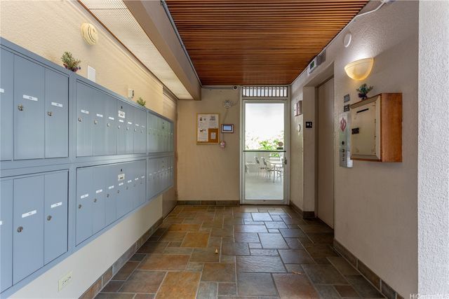 1545 Nehoa Street 1001, Honolulu, HI 96822