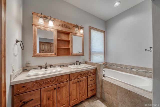 8551 Mountain View Farms Lane, Salida, CO 81201