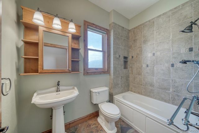 8551 Mountain View Farms Lane, Salida, CO 81201