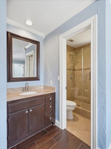 2324 Cripple Creek Drive, Arlington, TX 76014