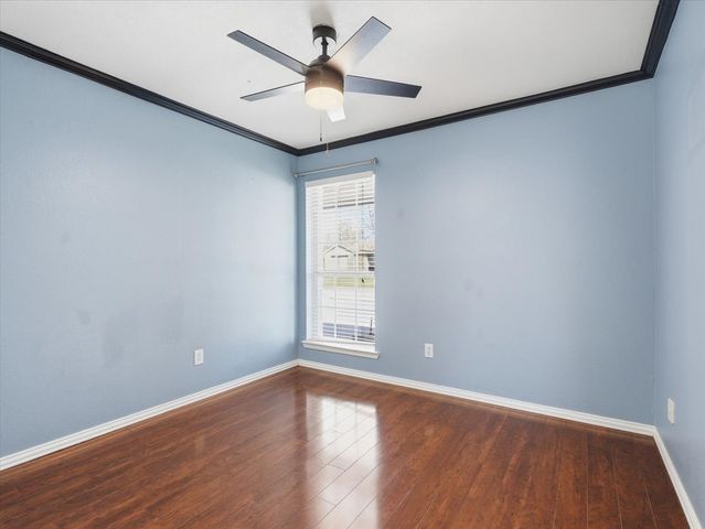 2324 Cripple Creek Drive, Arlington, TX 76014