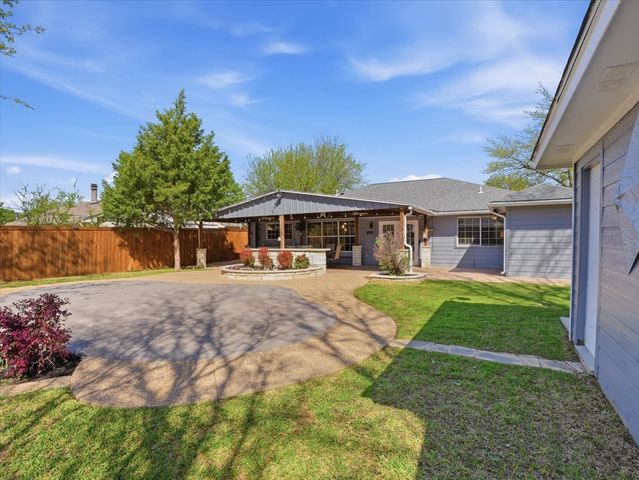 2324 Cripple Creek Drive, Arlington, TX 76014