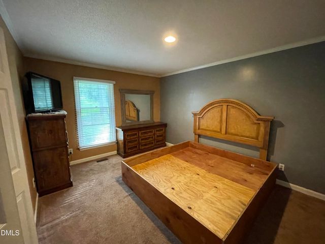 325 Chris Street, Mebane, NC 27302