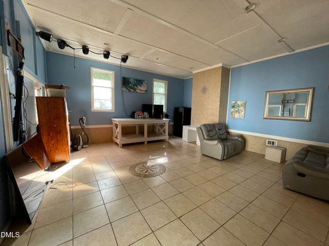 325 Chris Street, Mebane, NC 27302
