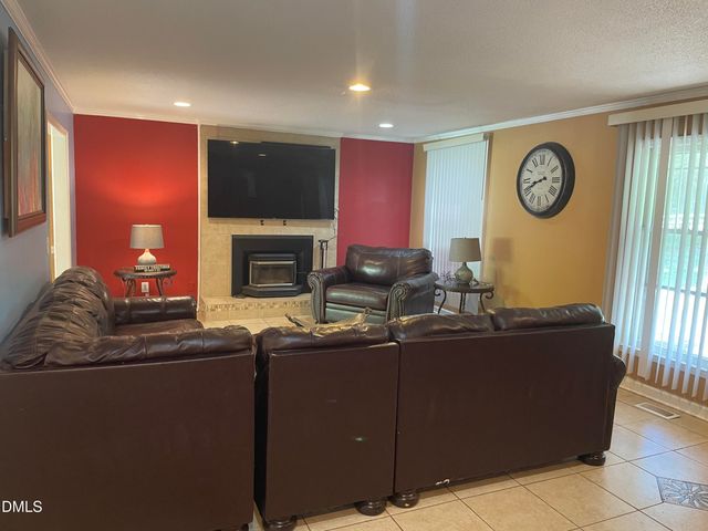 325 Chris Street, Mebane, NC 27302