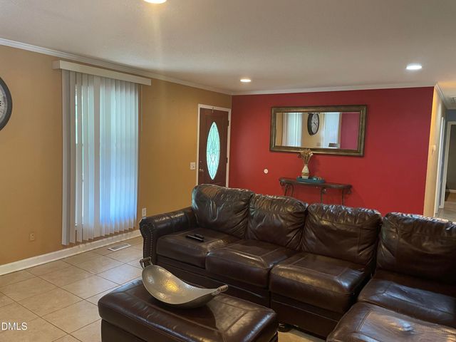 325 Chris Street, Mebane, NC 27302