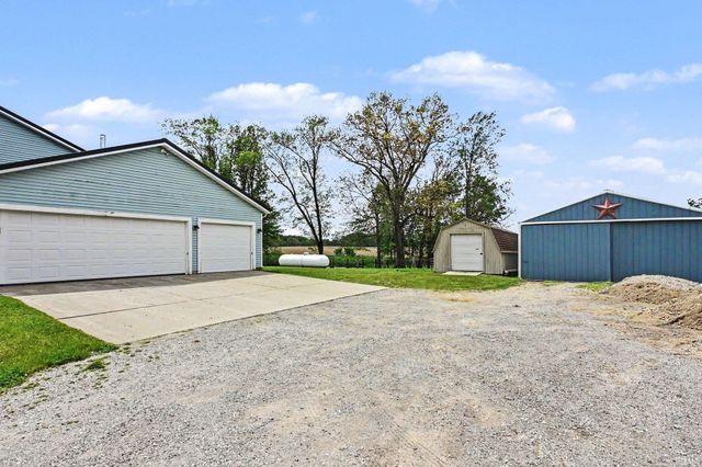 50701 County Road 37, Middlebury, IN 46540