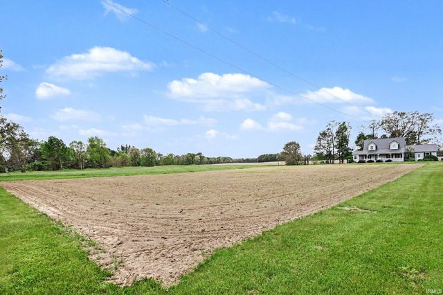 50701 County Road 37, Middlebury, IN 46540