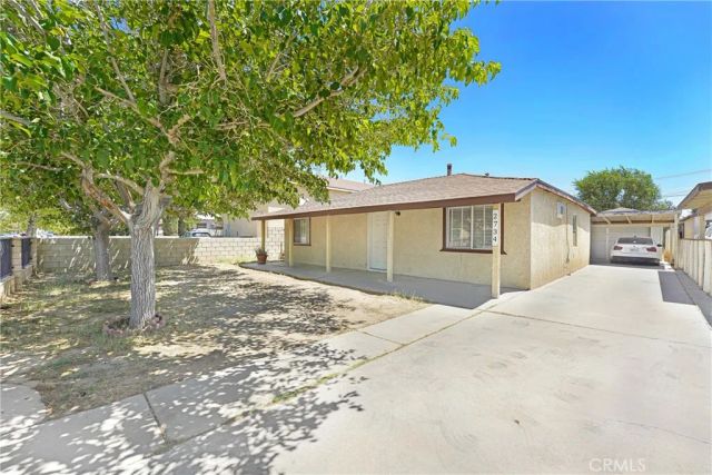2734 Desert, Rosamond, CA 93560