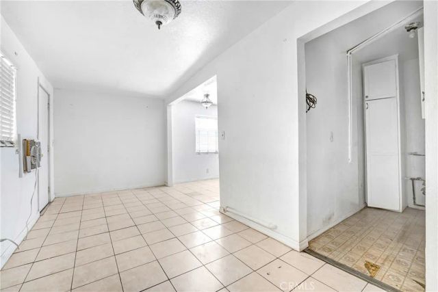 2734 Desert, Rosamond, CA 93560