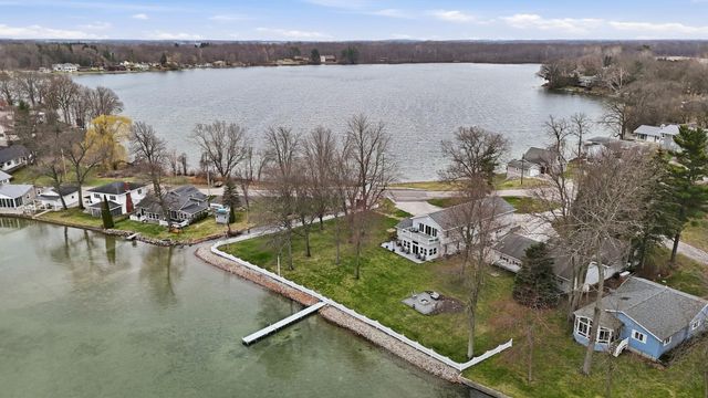 6055 N 190 W, Howe, IN 46746