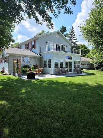 6055 N 190 W, Howe, IN 46746