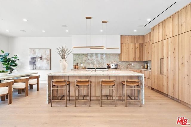 12625 Preston Way, Los Angeles, CA 90066