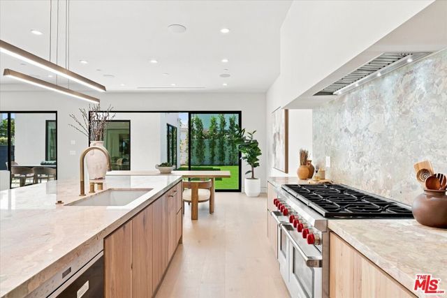 12625 Preston Way, Los Angeles, CA 90066