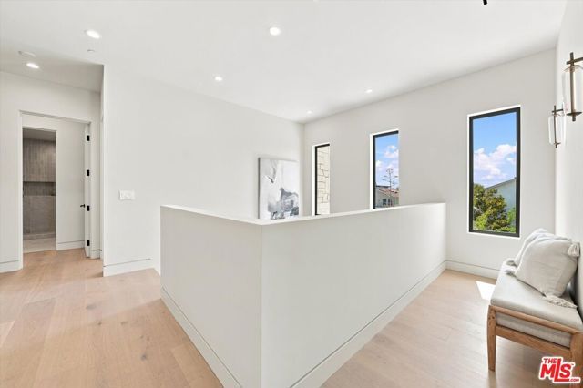 12625 Preston Way, Los Angeles, CA 90066